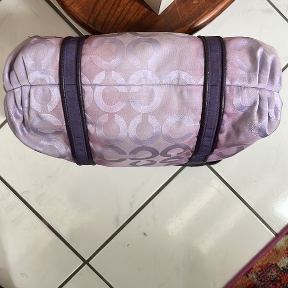 Coach Poppy Rare Vintage Purple straps/Lavender C Fabric Silvertone Hardw - Picture 12 of 16